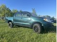 TOYOTA HILUX 2.5 D-4D 4x4 Double Comfort AC doboz