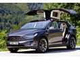 TESLA MODEL X 2017/12 - 3