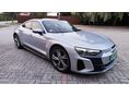 AUDI E-TRON GT Légrugó. Áll. összkerék. Üvegtető. 2 db gyári töltőkábel