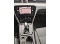 VOLKSWAGEN PASSAT 2023/6 - 9
