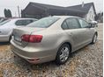 VOLKSWAGEN JETTA 2012/9 - 4