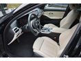 BMW 330 2024/10 - 11