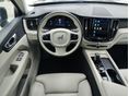 VOLVO XC60 2022/6 - 8