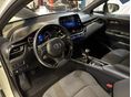 TOYOTA C-HR 2017/10 - 9