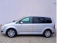 VOLKSWAGEN TOURAN 2010 - 3