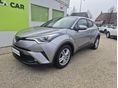 TOYOTA C-HR 1.8 Hybrid Executive LED e-CVT Szervizkönyv / Ülésfűtés / Parkassziszt / Holt-tér figyelő / Vonóhorog