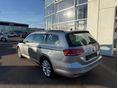 VOLKSWAGEN PASSAT 2018/2 - 5