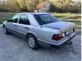 MERCEDES-BENZ 200 1992/8 - 2