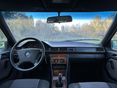 MERCEDES-BENZ 200 1992/8 - 7