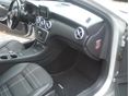 MERCEDES-BENZ A 200 2015/3 - 6