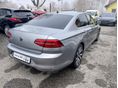 VOLKSWAGEN PASSAT 2018/2 - 4