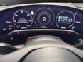 PORSCHE TAYCAN 2020 - 12