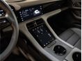 PORSCHE TAYCAN 2022 - 18