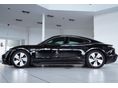 PORSCHE TAYCAN 2021 - 9