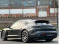 PORSCHE TAYCAN 2022 - 9