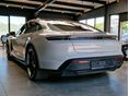 PORSCHE TAYCAN 2021 - 10