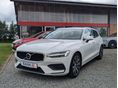 VOLVO V60 2.0 T4 Momentum Pro AUTOMATIK Keyless
