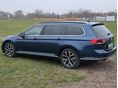 VOLKSWAGEN PASSAT 2023/5 - 2