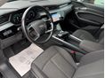 AUDI E-TRON 2022 - 6
