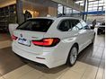 BMW 5-ÖS SOROZAT 2021 - 5