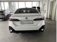 BMW 520 2025/4 - 5