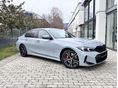 BMW 330 2025/10 - 4