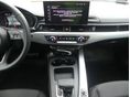 AUDI A4 2022/8 - 9