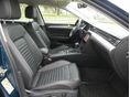 VOLKSWAGEN PASSAT 2023/6 - 10