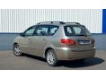 TOYOTA AVENSIS VERSO 2002/6 - 3