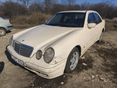 MERCEDES-BENZ E 200 2012/6 - 2