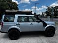 LAND ROVER DISCOVERY 2009/10 - 3