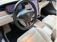 TESLA MODEL S 2019/9 - 7