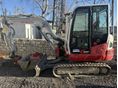 TAKEUCHI TB 240