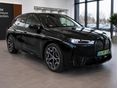 BMW IX xDrive40 74,1kWh M Sports package. 22 alufelnigarnitúra. 360 kamera 27%-os áfás ár