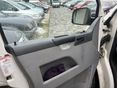 VOLKSWAGEN TRANSPORTER T5 2004/1 - 9