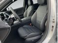 MERCEDES-BENZ E 220 2026 - 12