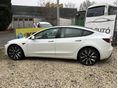 TESLA MODEL 3 2023/12 - 5