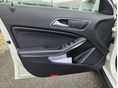MERCEDES-BENZ GLA 200 2016/4 - 10