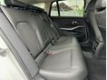 BMW 320 2023/6 - 9