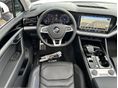 VOLKSWAGEN TOUAREG 2020 - 13