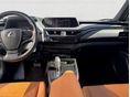LEXUS UX 2021 - 11