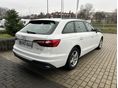 AUDI A4 2021/4 - 6