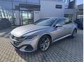 VOLKSWAGEN ARTEON 2.0 TDI SCR R-Line DSG LED / Kamera / Vonóhorog / Magyarországi vezetett szervízkönyv!