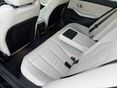 BMW 330 2024/10 - 9