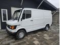 MERCEDES-BENZ 310 1992/10 - 2