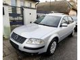 VOLKSWAGEN PASSAT 2002/8 - 1