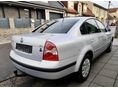 VOLKSWAGEN PASSAT 2002/8 - 3