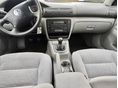 VOLKSWAGEN PASSAT 2002/8 - 6