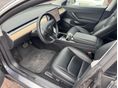 TESLA MODEL 3 2020/12 - 6
