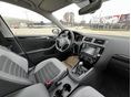 VOLKSWAGEN JETTA VI 2017/6 - 8